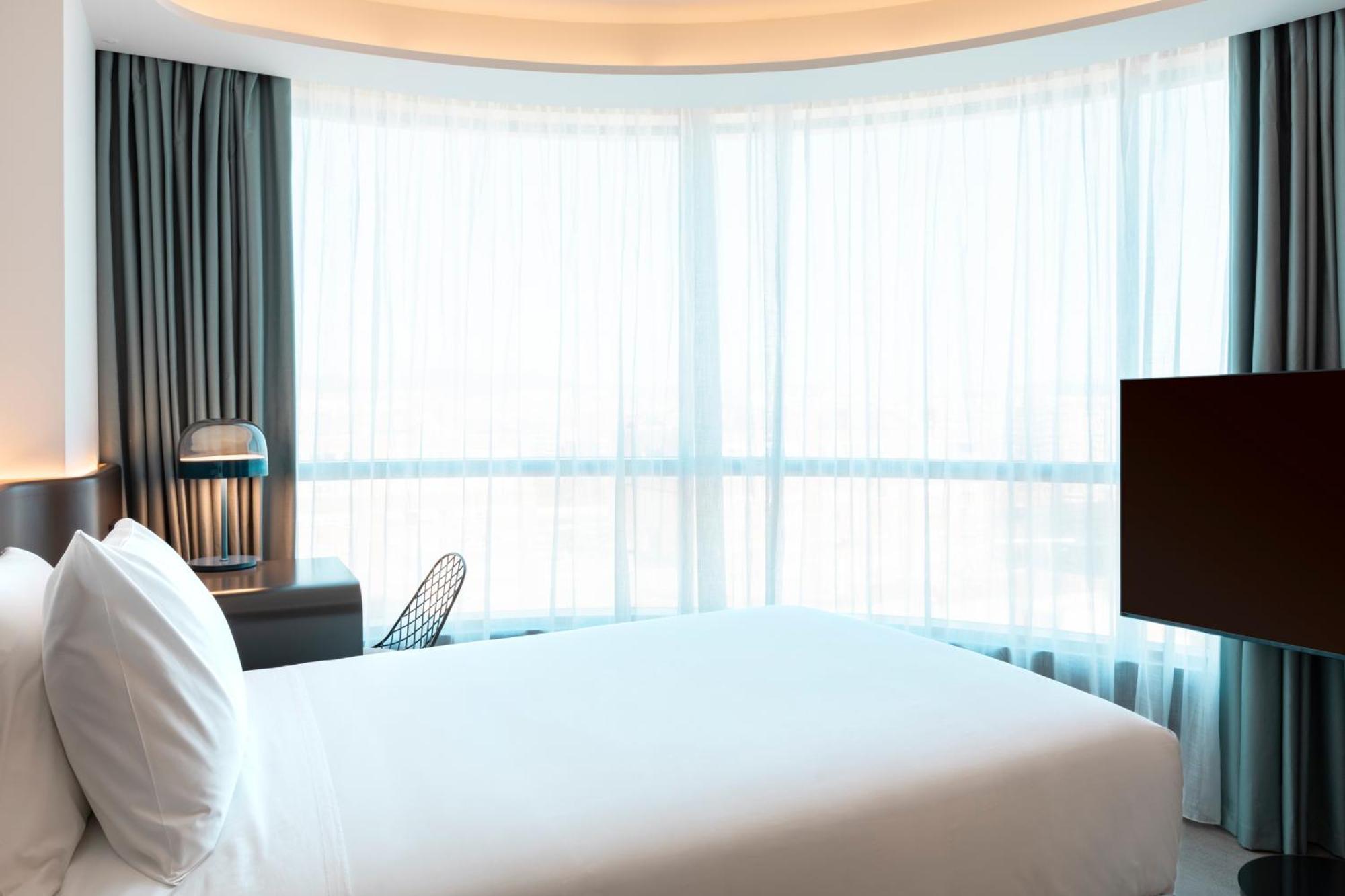 Labtwentytwo Barcelona, A Tribute Portfolio Hotel By Marriott Dış mekan fotoğraf