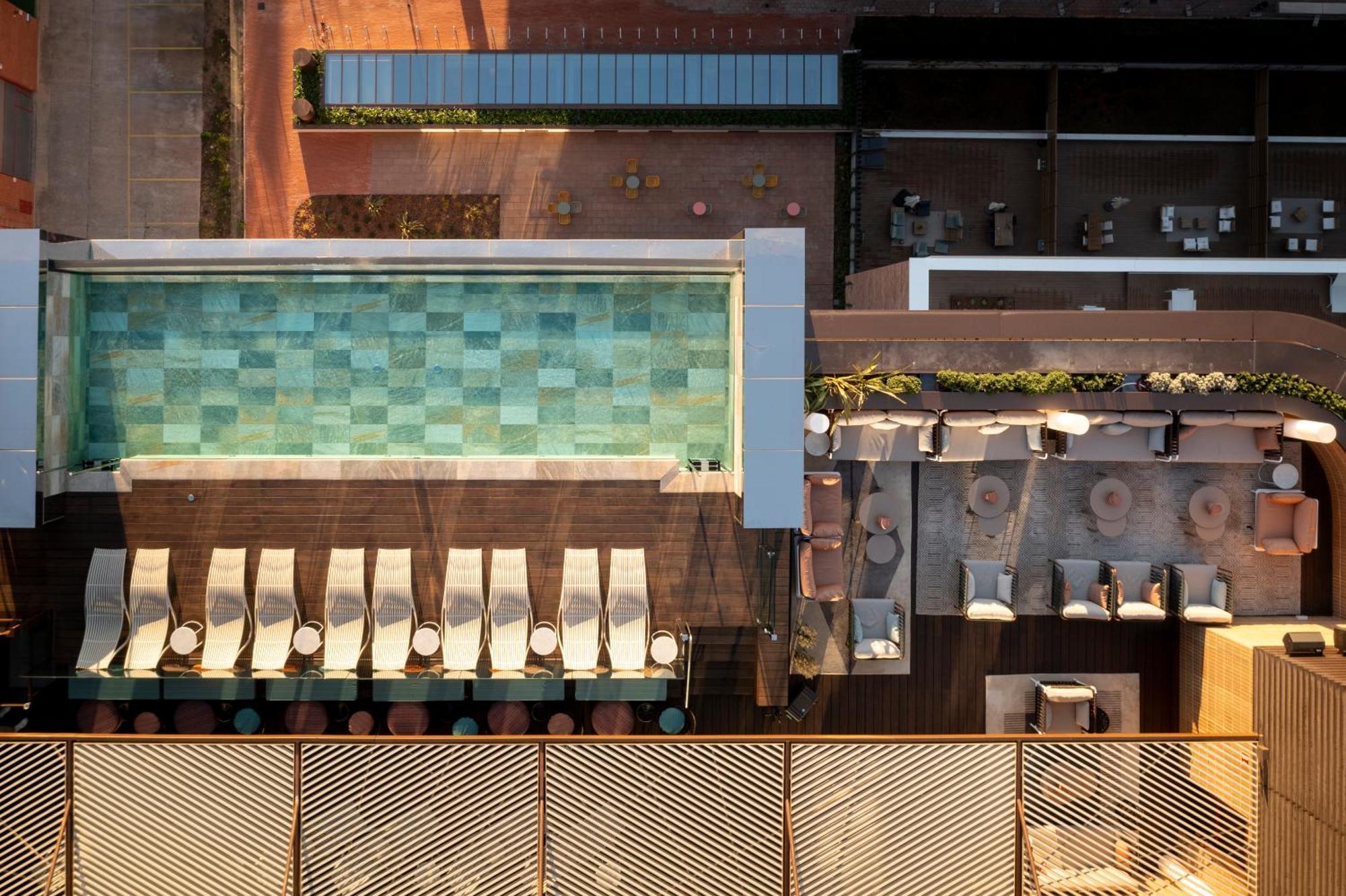 Labtwentytwo Barcelona, A Tribute Portfolio Hotel By Marriott Dış mekan fotoğraf