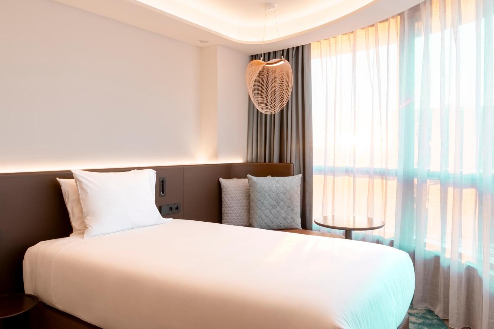 Labtwentytwo Barcelona, A Tribute Portfolio Hotel By Marriott Dış mekan fotoğraf