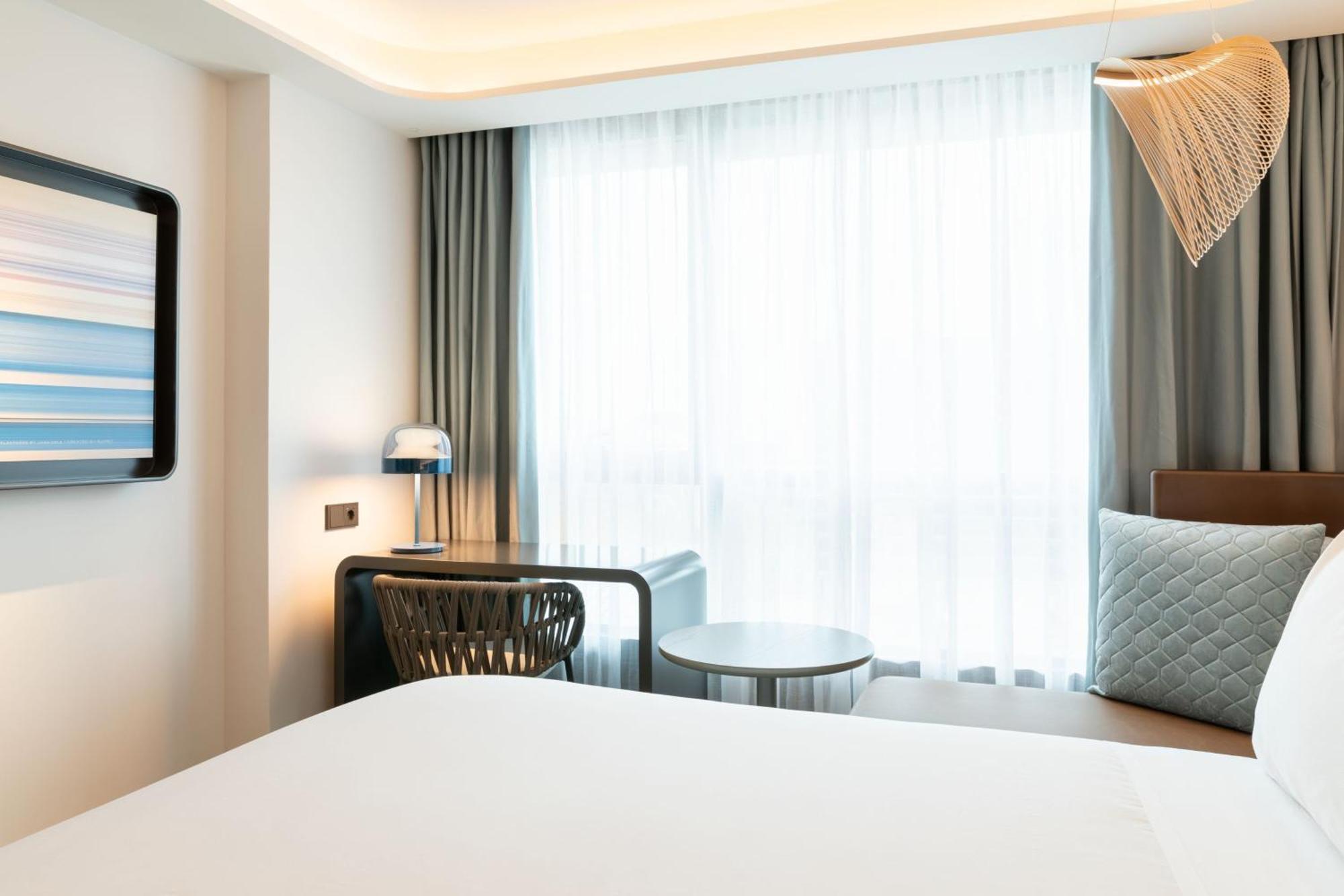 Labtwentytwo Barcelona, A Tribute Portfolio Hotel By Marriott Dış mekan fotoğraf