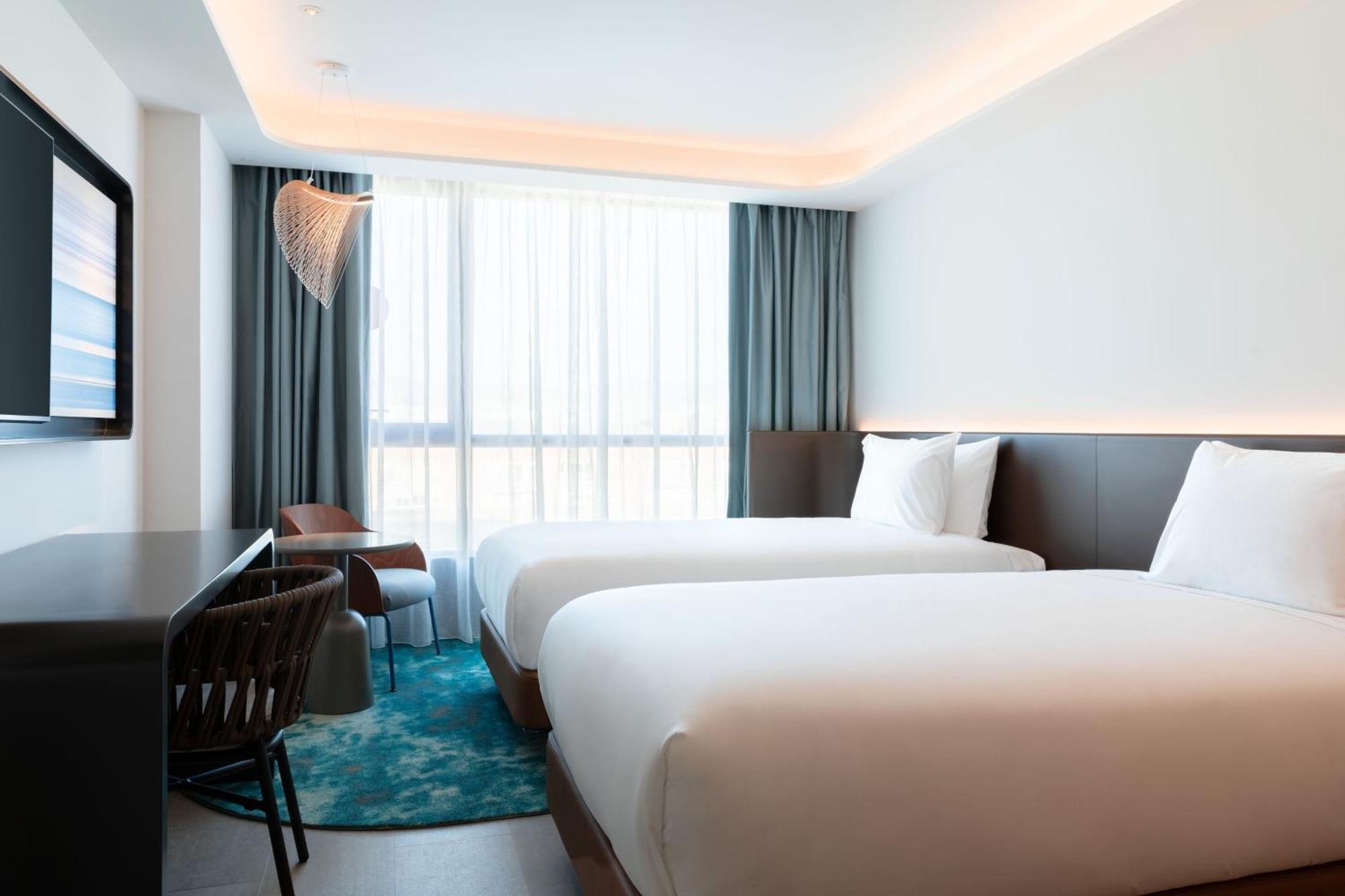 Labtwentytwo Barcelona, A Tribute Portfolio Hotel By Marriott Dış mekan fotoğraf
