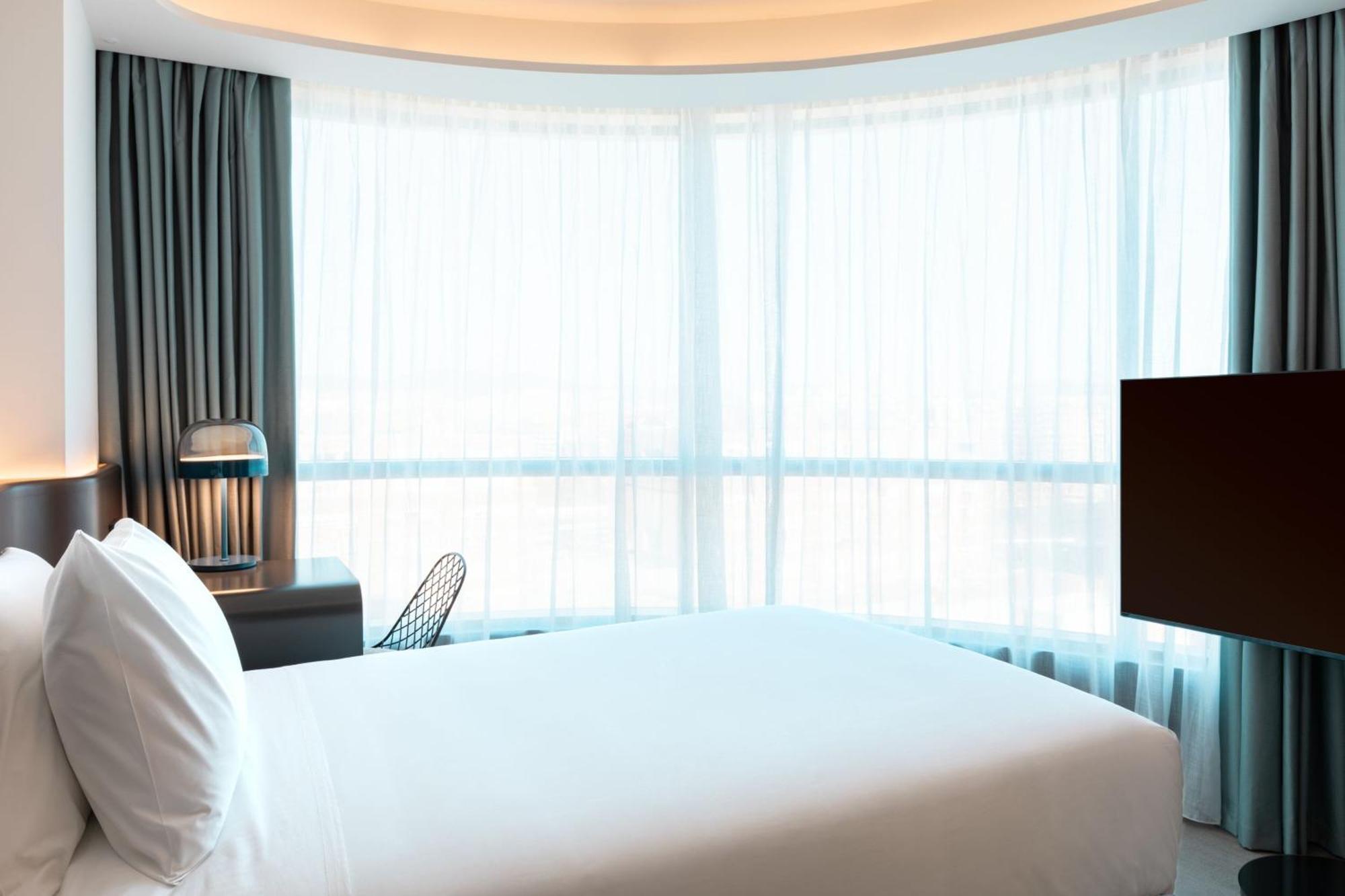 Labtwentytwo Barcelona, A Tribute Portfolio Hotel By Marriott Dış mekan fotoğraf