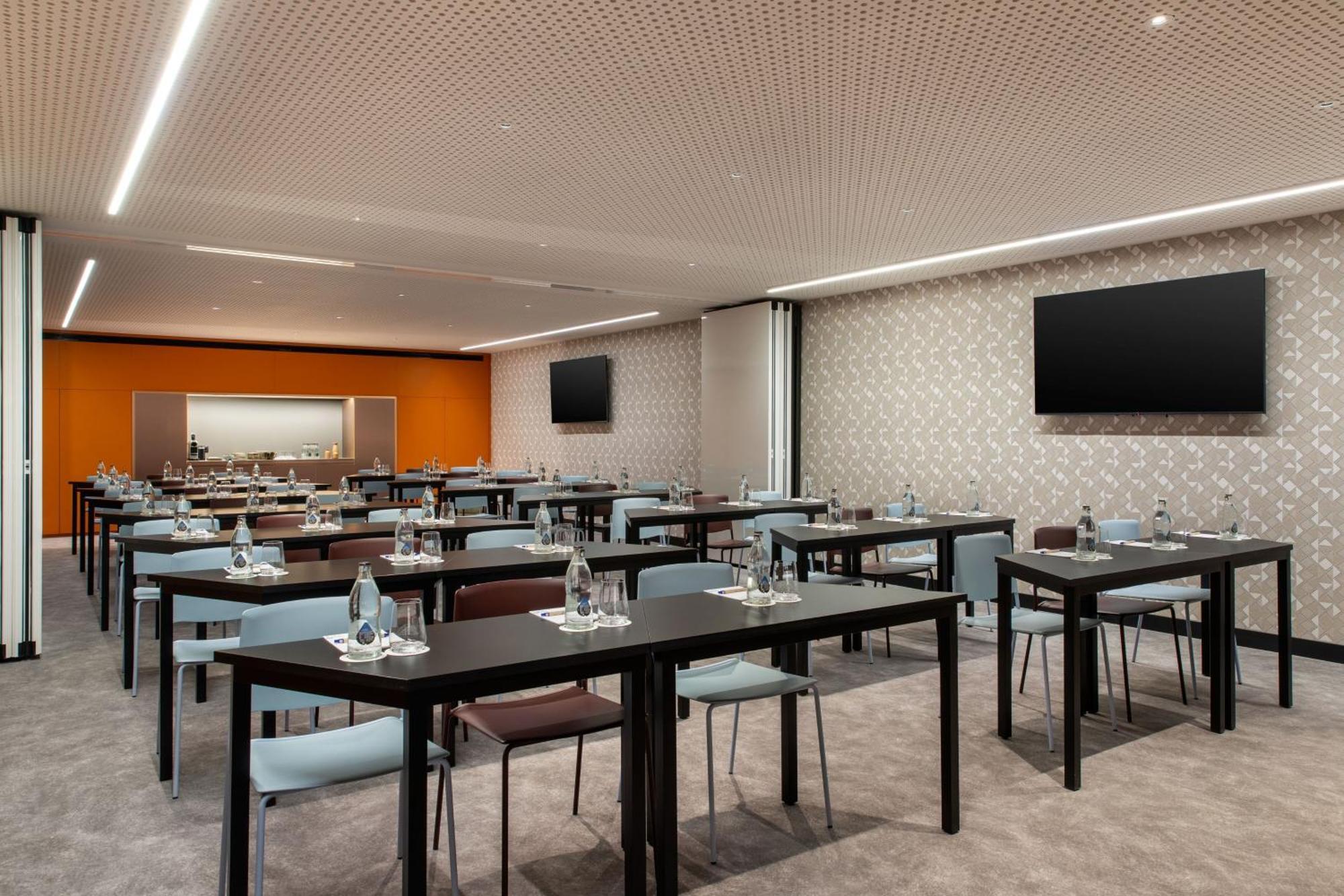 Labtwentytwo Barcelona, A Tribute Portfolio Hotel By Marriott Dış mekan fotoğraf