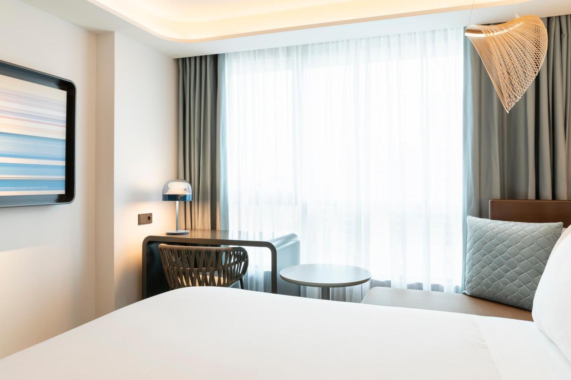 Labtwentytwo Barcelona, A Tribute Portfolio Hotel By Marriott Dış mekan fotoğraf