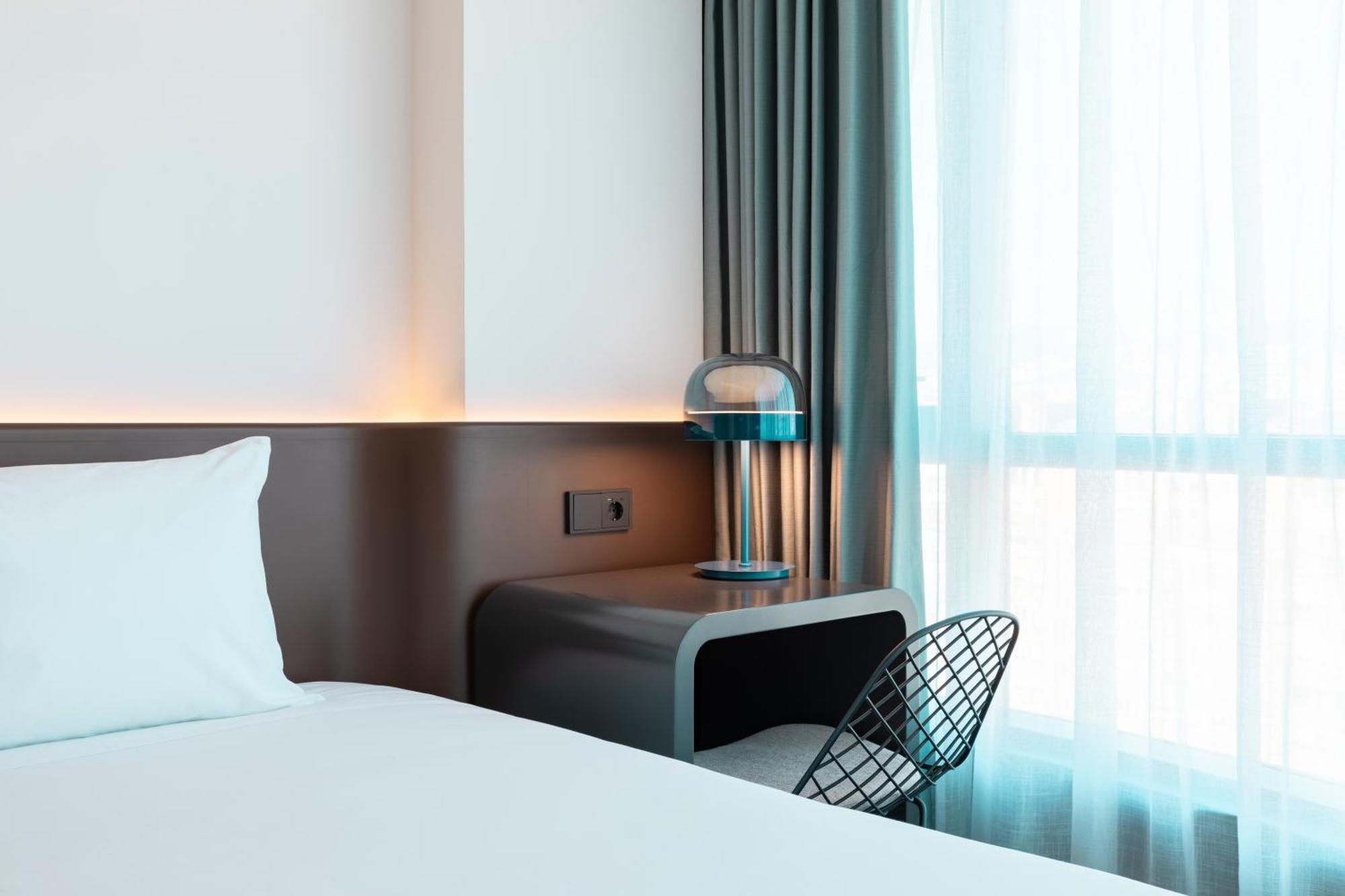 Labtwentytwo Barcelona, A Tribute Portfolio Hotel By Marriott Dış mekan fotoğraf